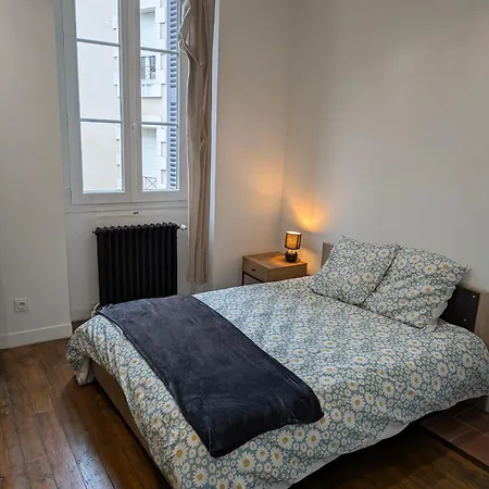 Townhouse In Center Сasa de vacaciones Poitiers