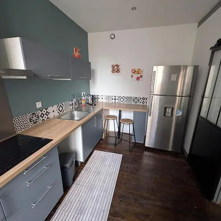 Ferienhaus Townhouse In Center Poitiers